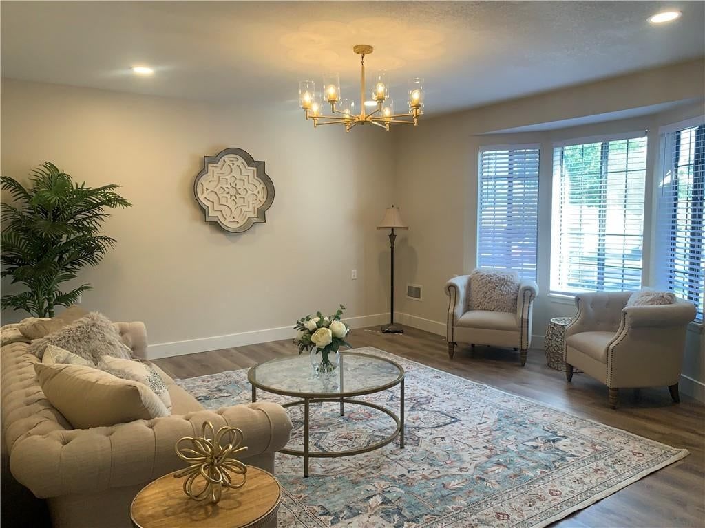 1406 W Stone Boulevard — photo 14