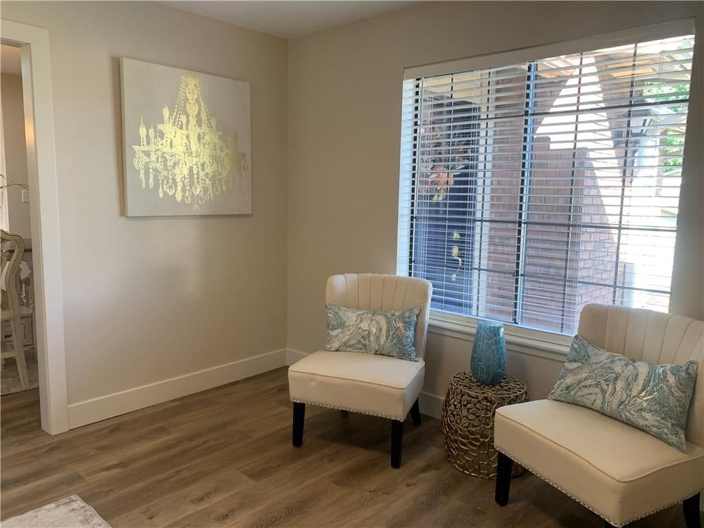 1406 W Stone Boulevard — photo 22