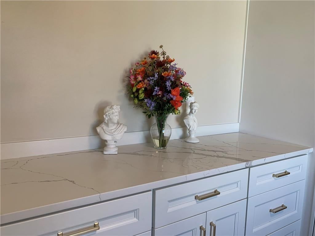 1406 W Stone Boulevard — photo 25