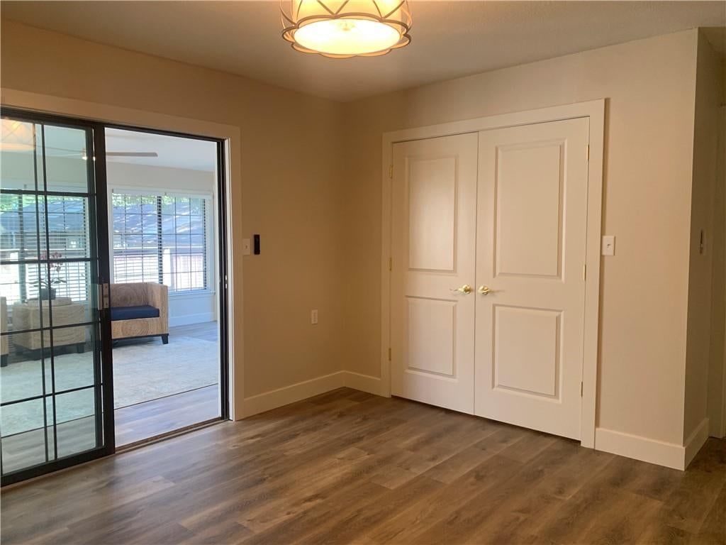 1406 W Stone Boulevard — photo 28