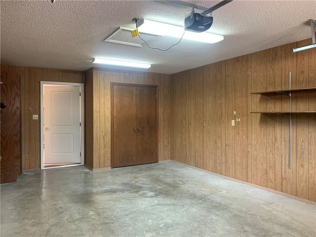 1406 W Stone Boulevard — photo 37