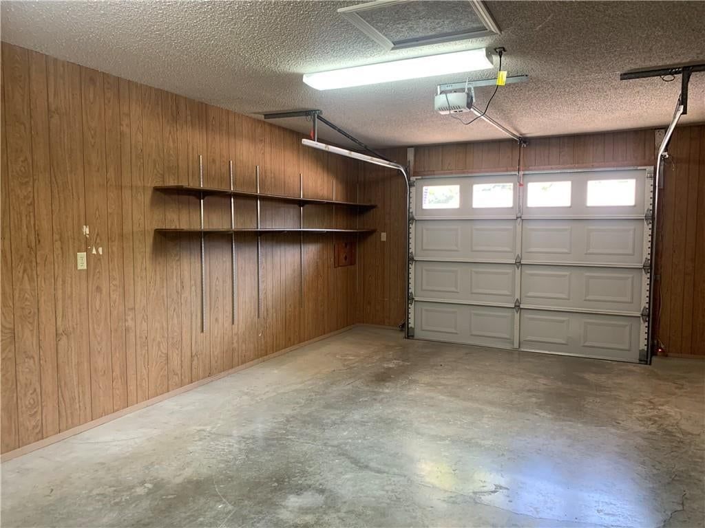 1406 W Stone Boulevard — photo 39