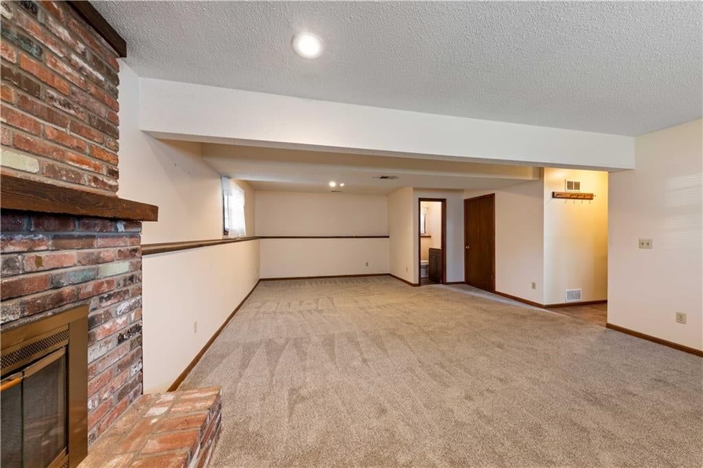 1524 W Cedar Street — photo 20