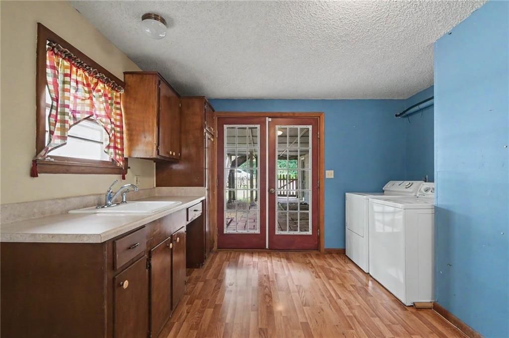 1548 N 1000 Road — photo 31