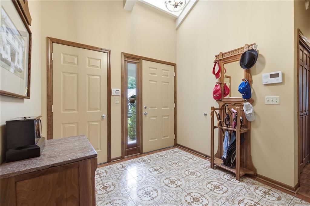 3812 W 79th Terrace — photo 4