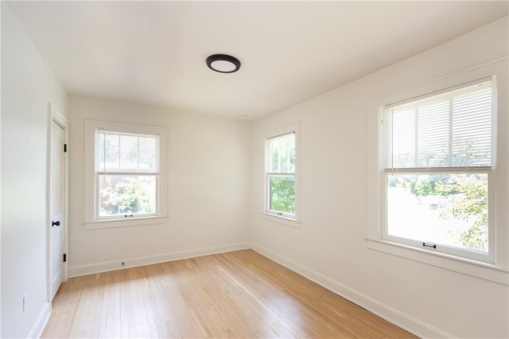 1843 Wood Avenue — photo 11