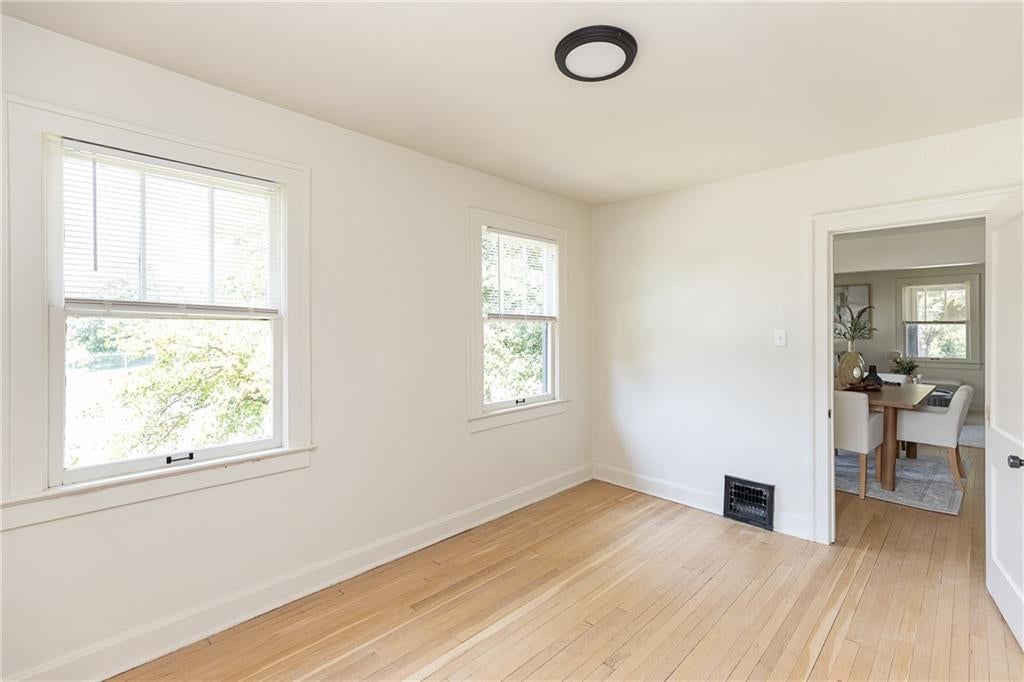 1843 Wood Avenue — photo 12