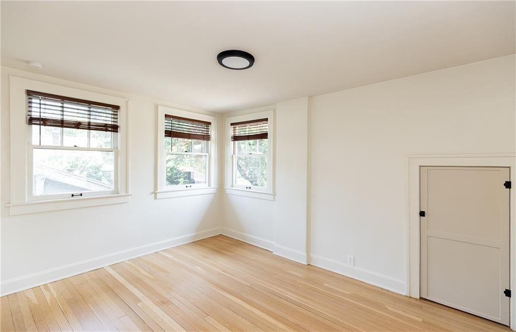 1843 Wood Avenue — photo 15