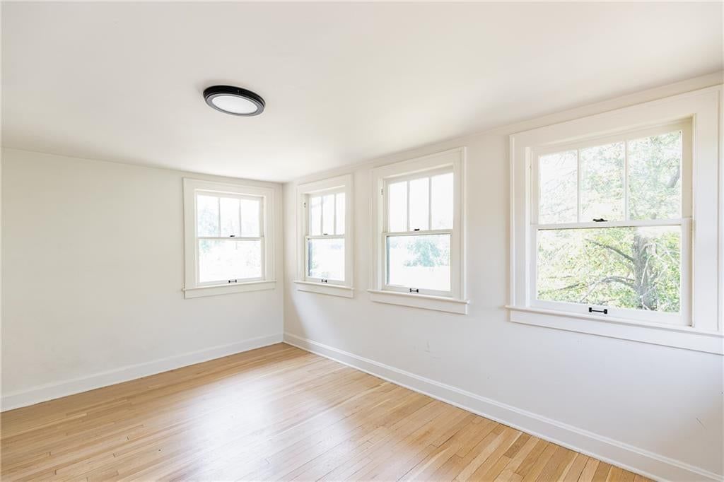 1843 Wood Avenue — photo 16