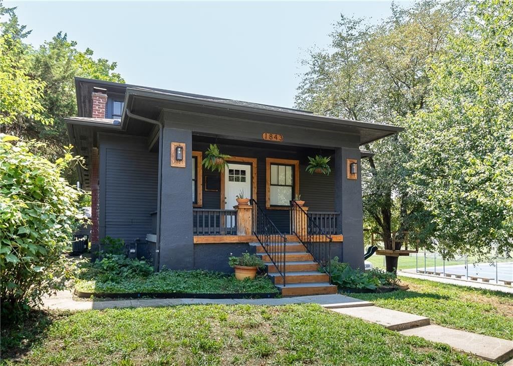 1843 Wood Avenue — photo 25