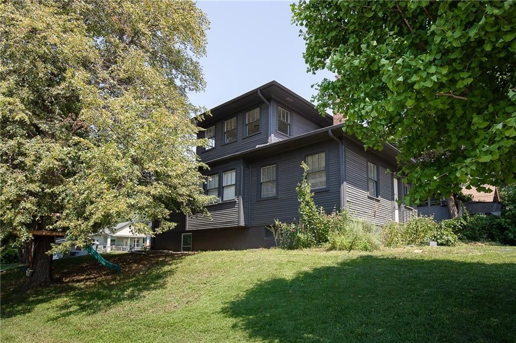 1843 Wood Avenue — photo 30