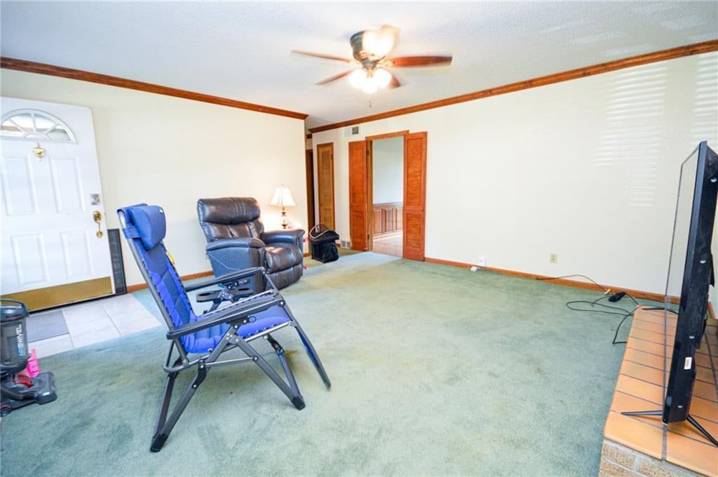 5238 N Wayne Avenue — photo 9