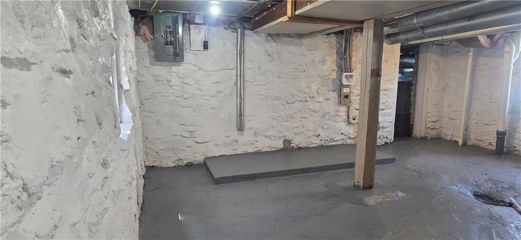 1532 CHELSEA Avenue — photo 12