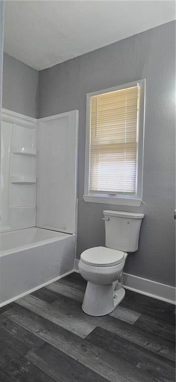 1532 CHELSEA Avenue — photo 15