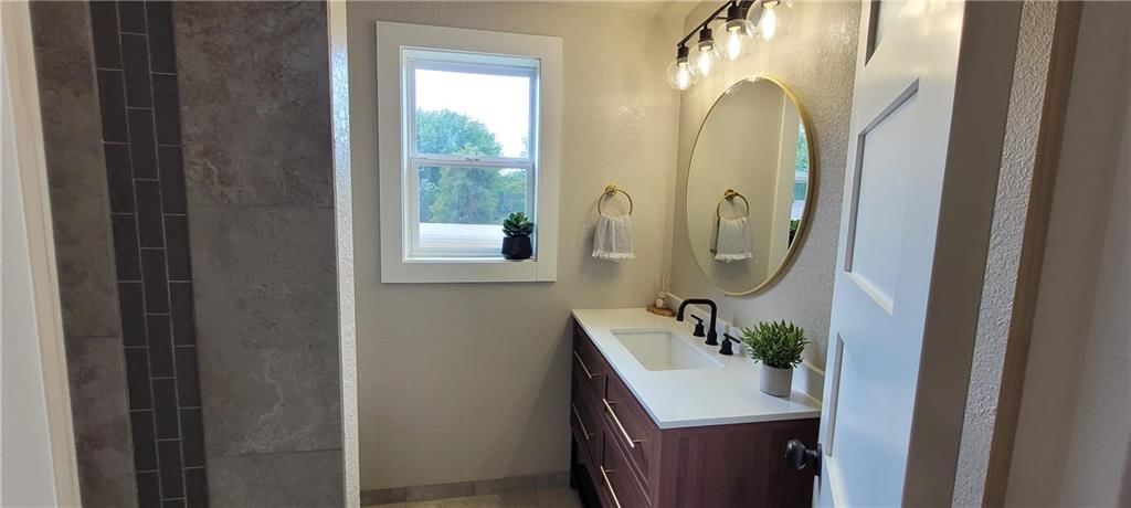 102 N Country Club Drive — photo 12