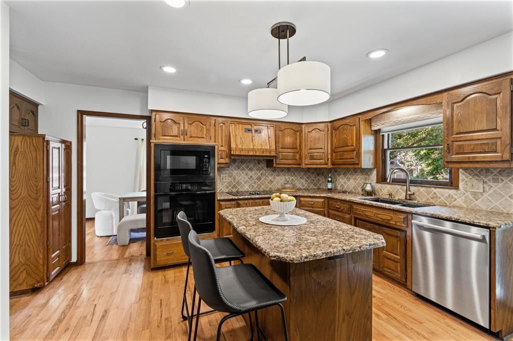 10436 Flint Street — photo 10