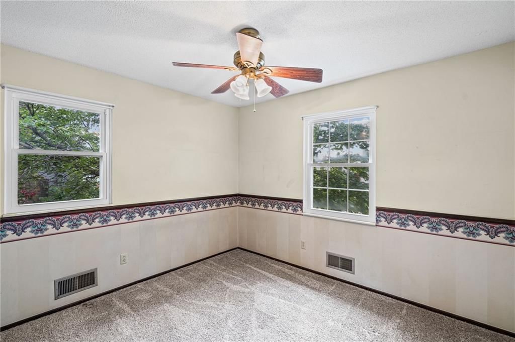 106 N Cleveland Avenue — photo 17