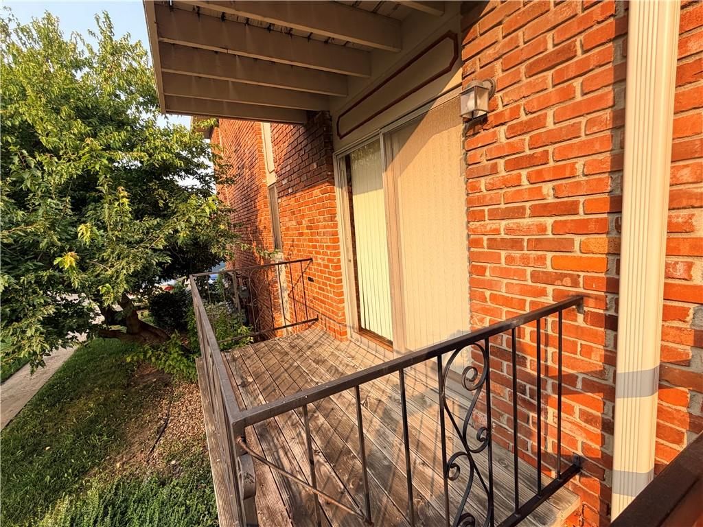8215 Santa Fe Drive — photo 2
