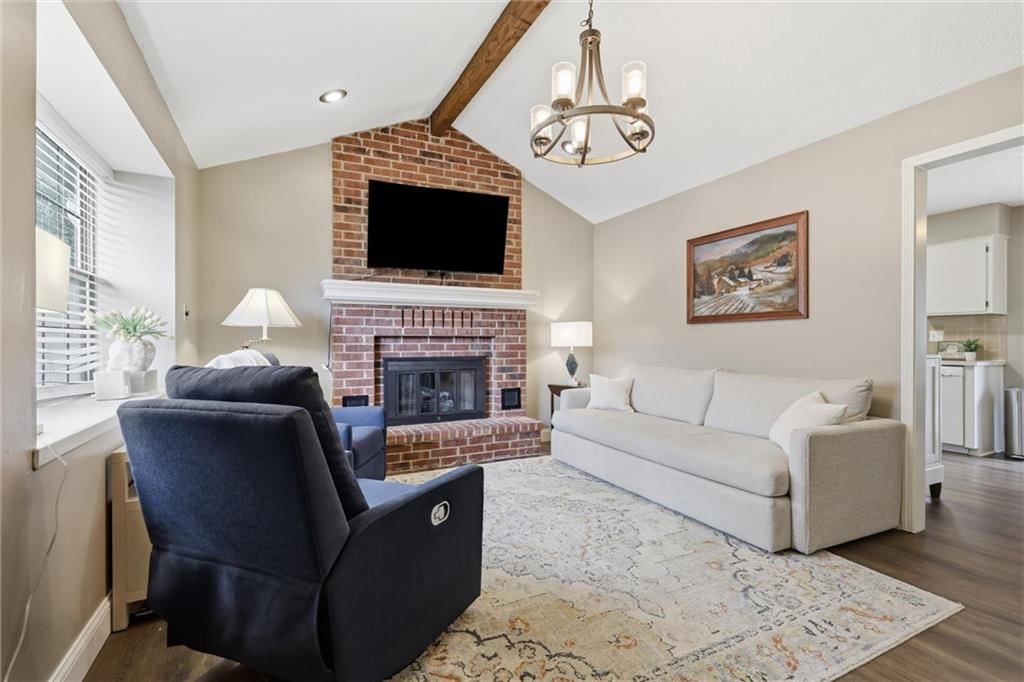 717 SE Parkwood Court — photo 5