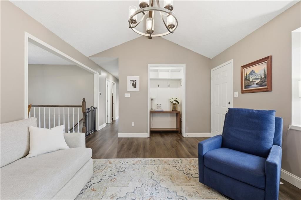 717 SE Parkwood Court — photo 9
