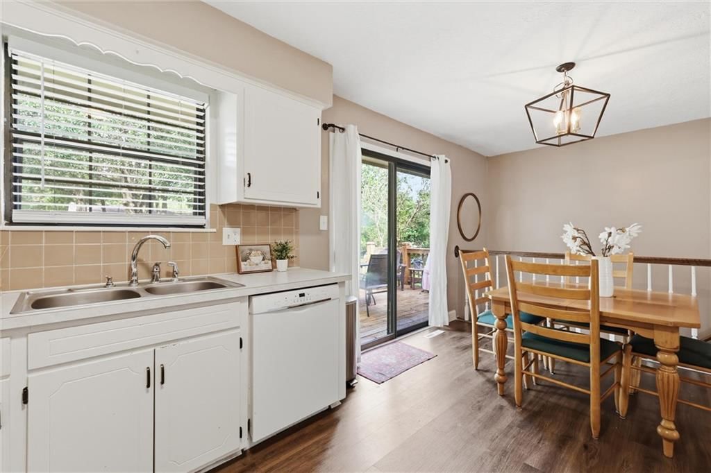 717 SE Parkwood Court — photo 11