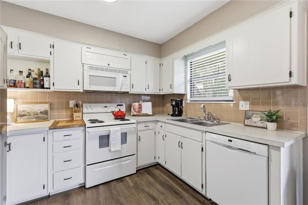 717 SE Parkwood Court — photo 20