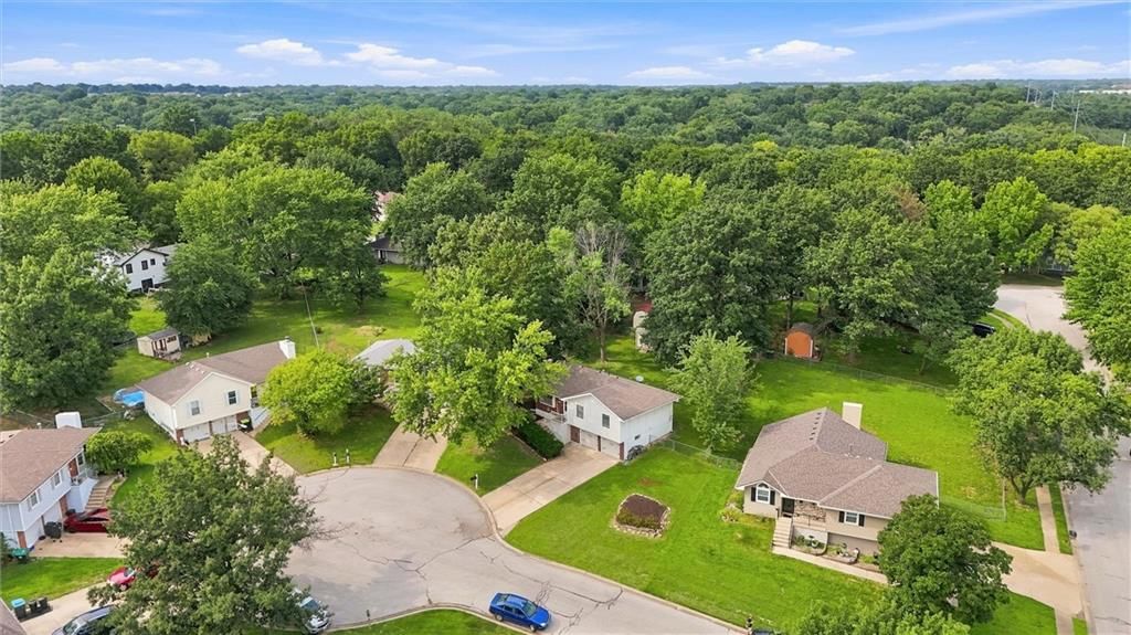 717 SE Parkwood Court — photo 33