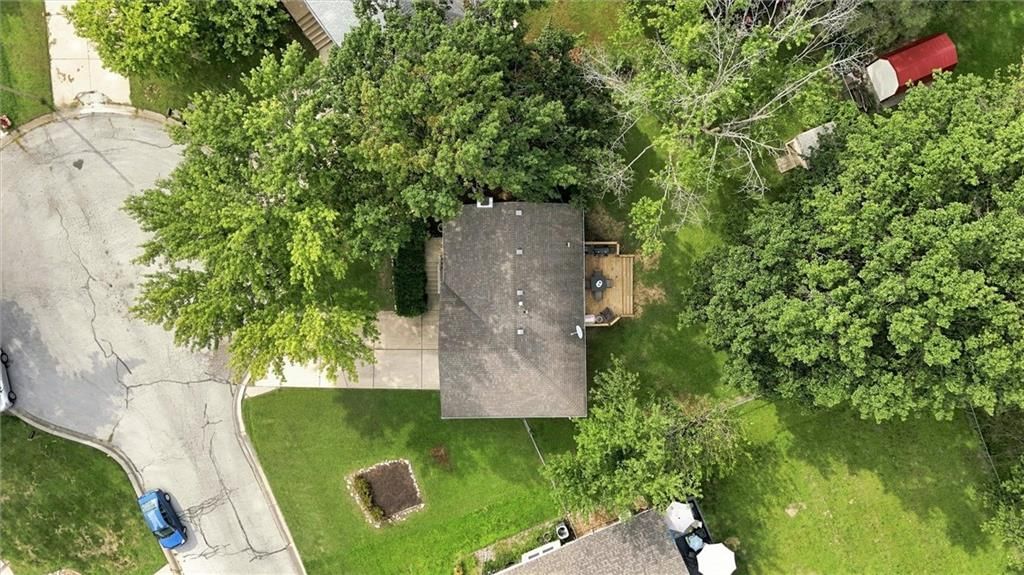 717 SE Parkwood Court — photo 35