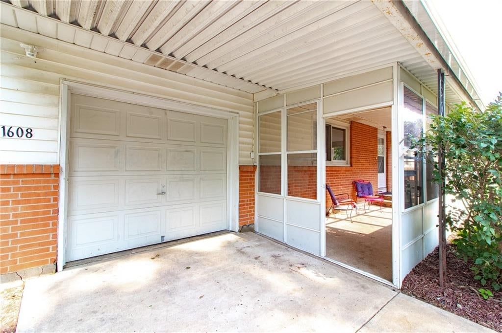 1608 Lee Lane — photo 24