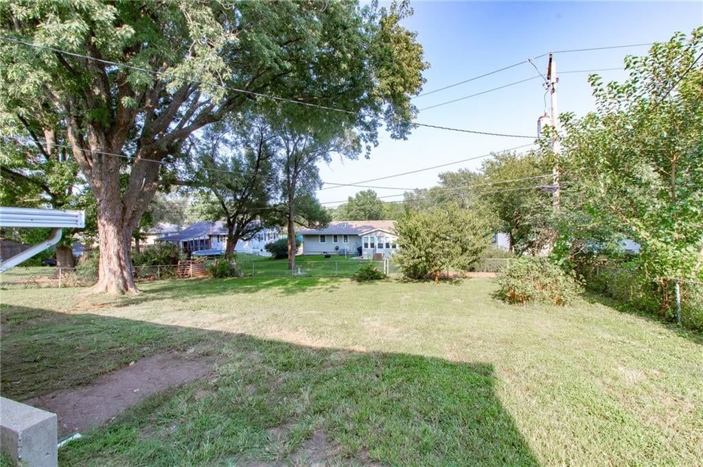 1608 Lee Lane — photo 26