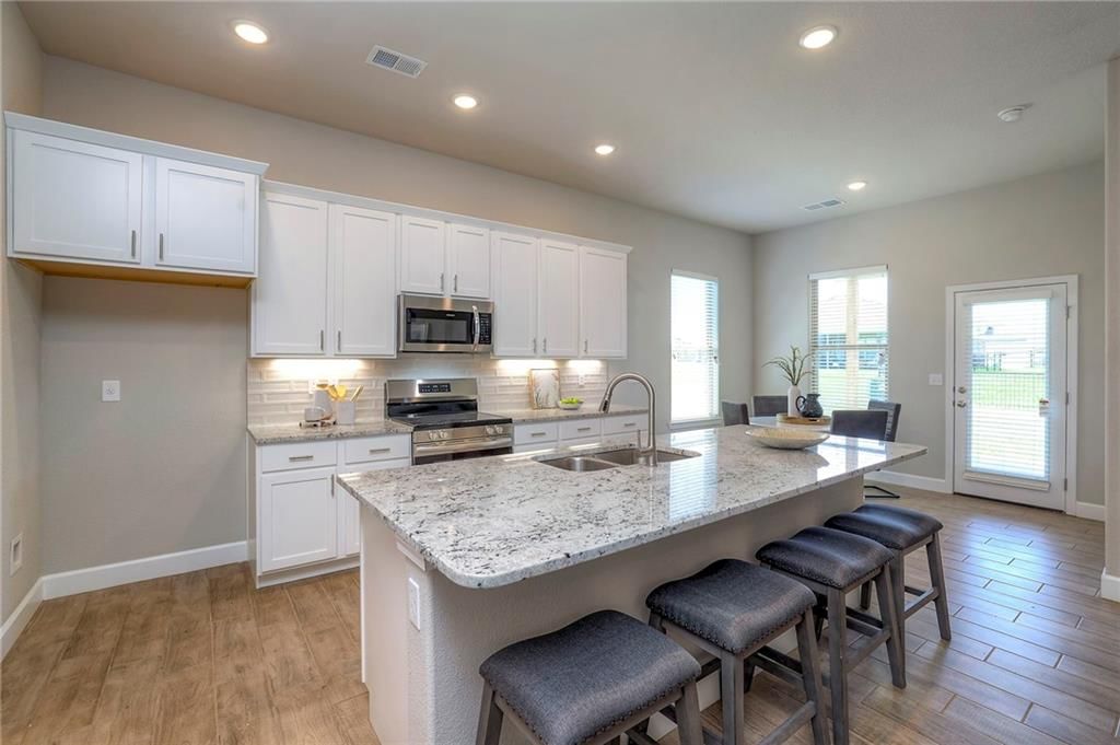 12936 Sewell Avenue — photo 17