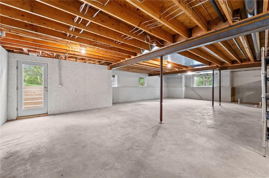13653 Manor Road — photo 33