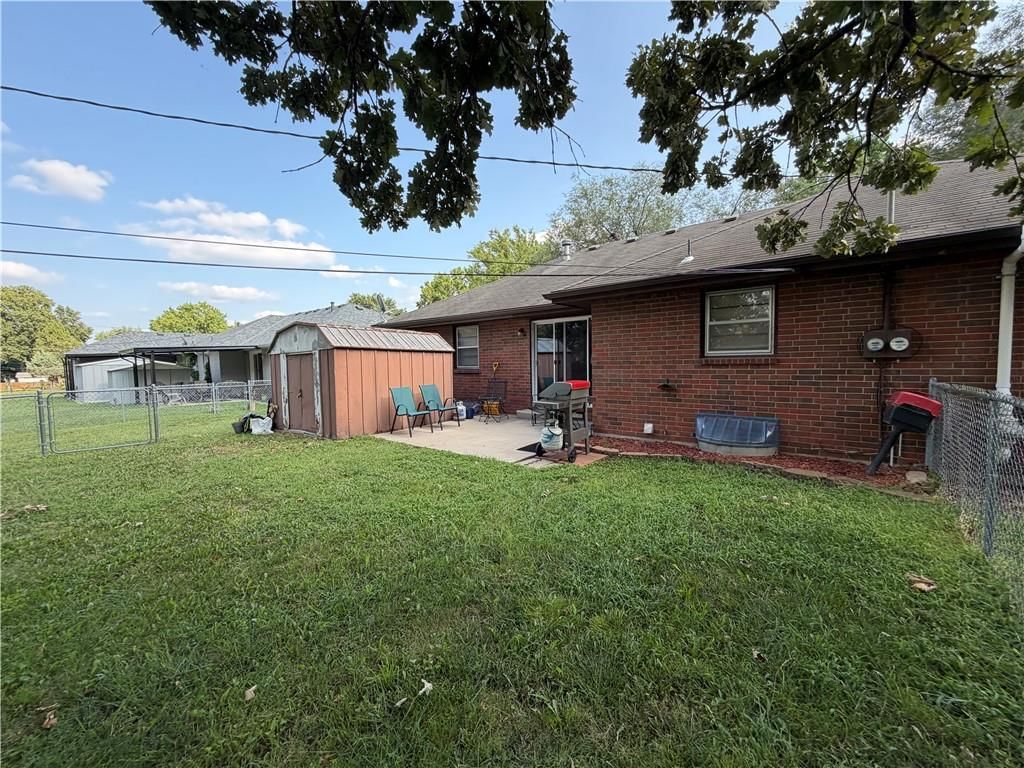 1005 Mock Avenue — photo 2
