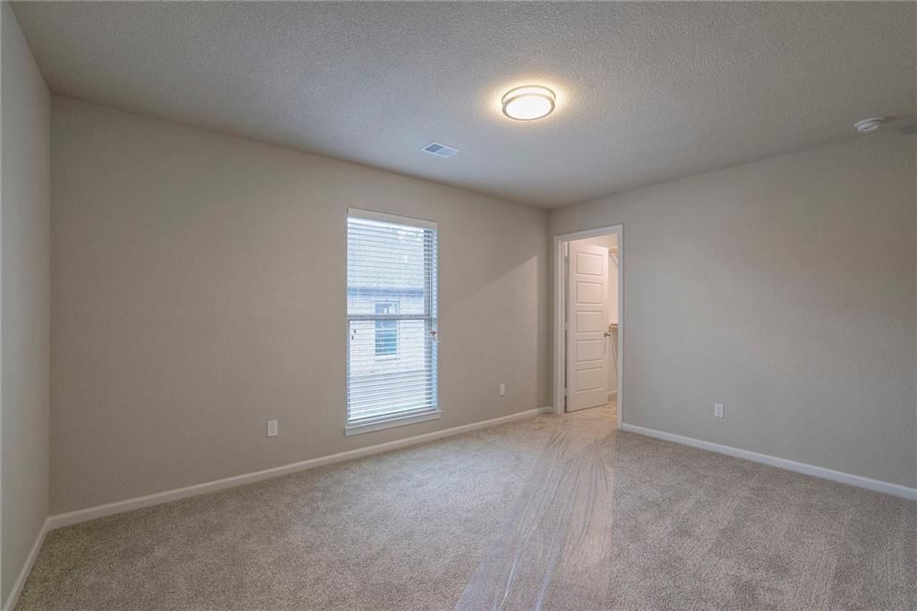 12928 Sewell Avenue — photo 24