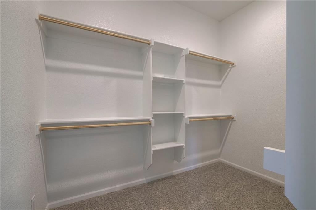 12924 Sewell Avenue — photo 8