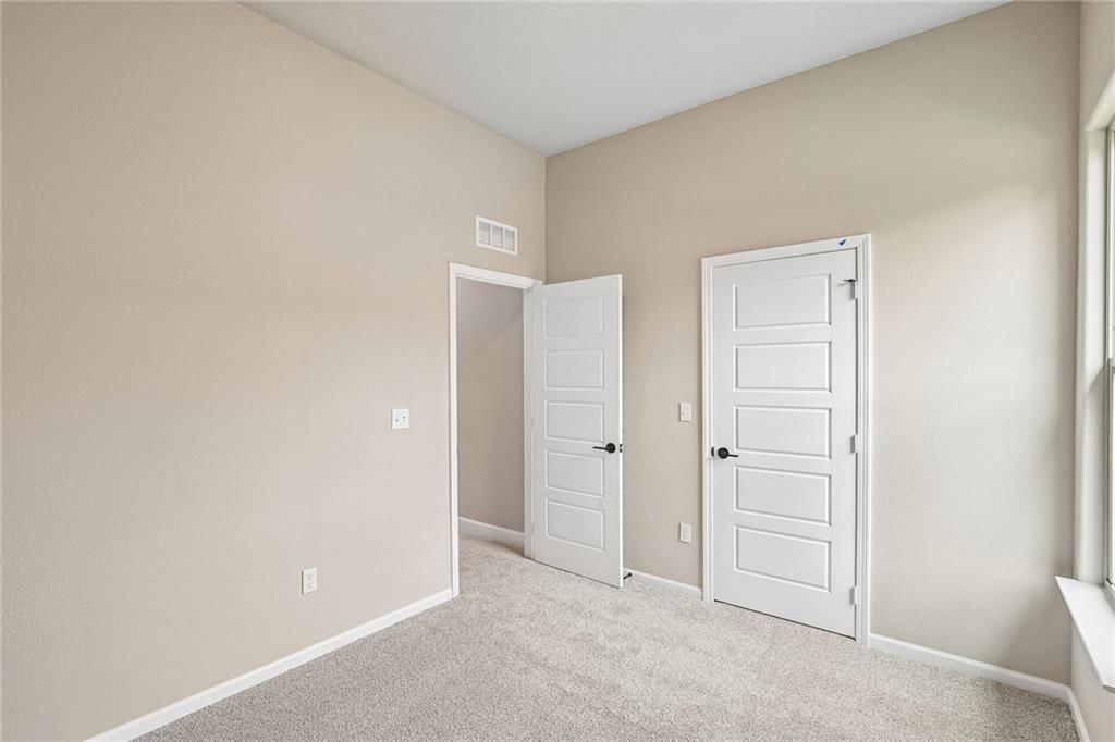 12920 Sewell Avenue — photo 19