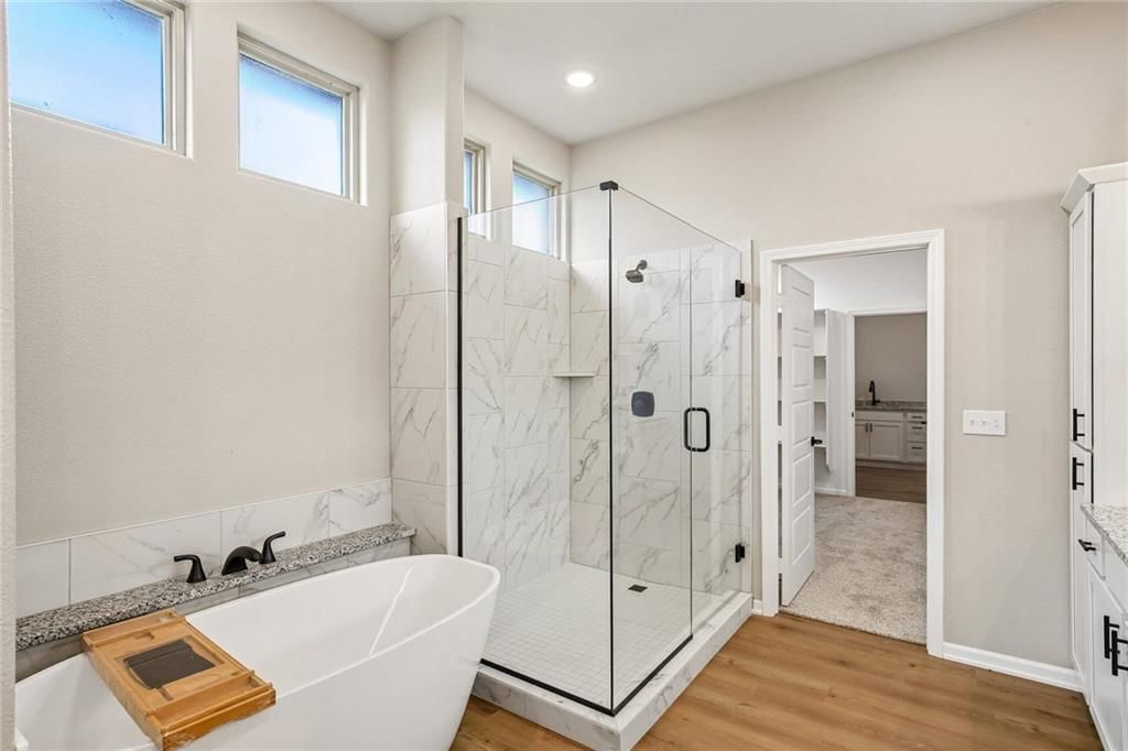 12920 Sewell Avenue — photo 26