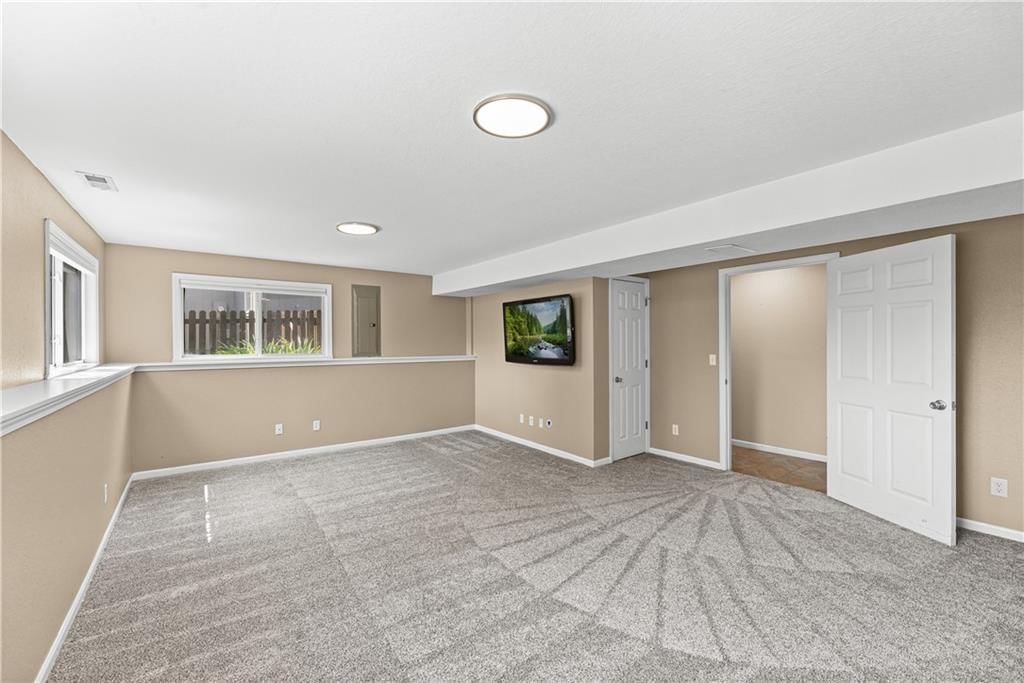 6001 Lone Elm Road — photo 36