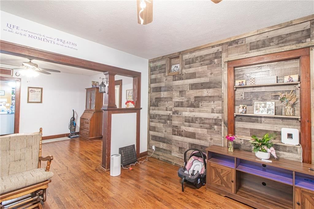 337 E Main Street — photo 4