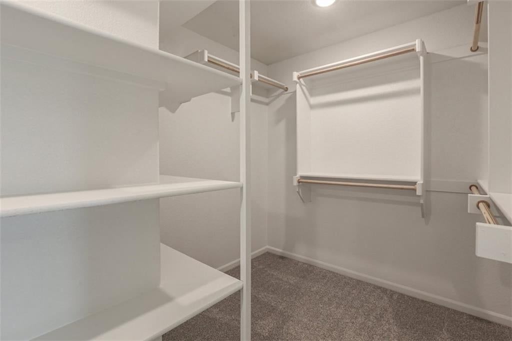 12916 Sewell Avenue — photo 24