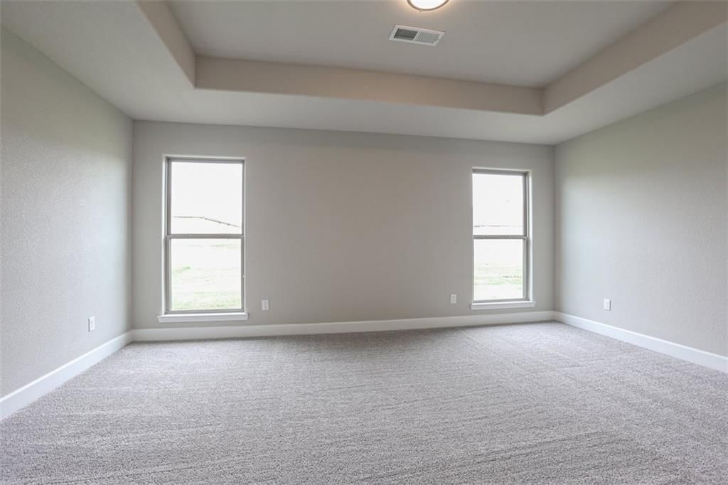 12916 Sewell Avenue — photo 26