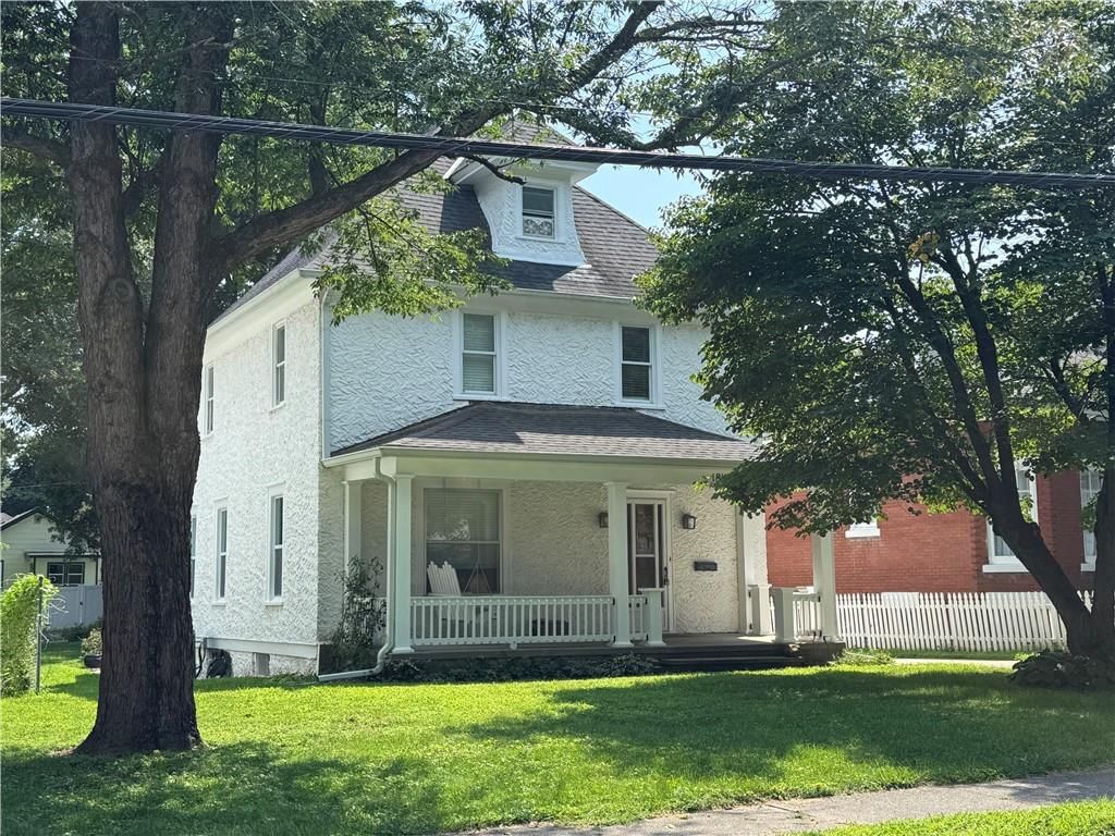 1811 South Street — photo 1