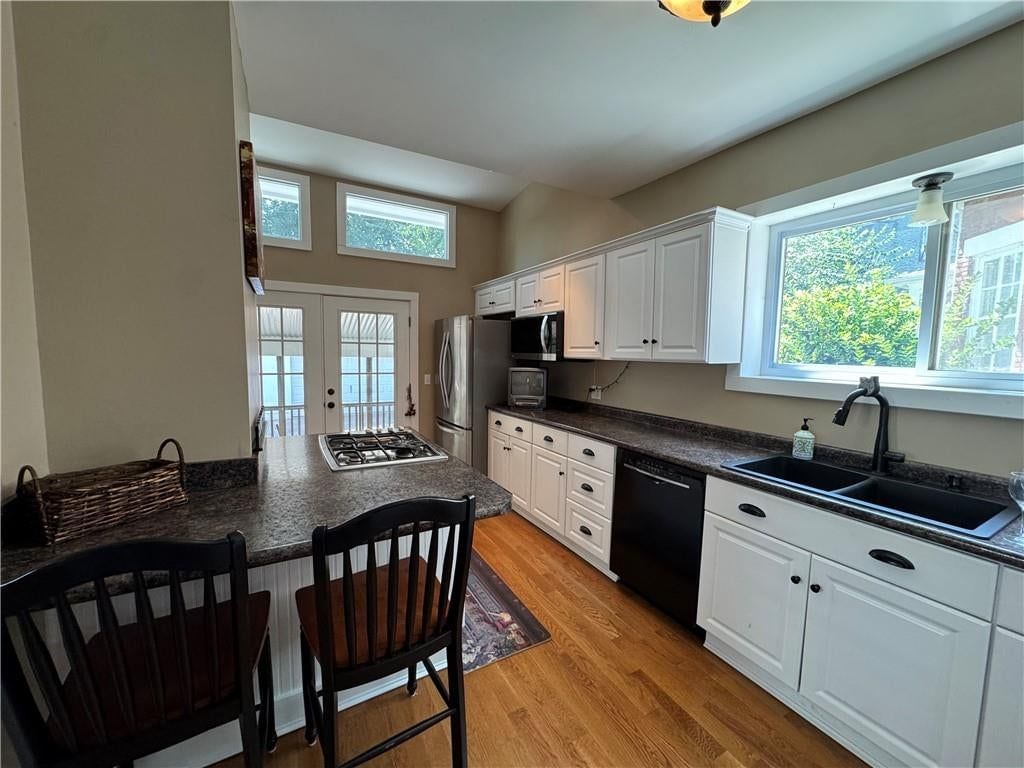1811 South Street — photo 9
