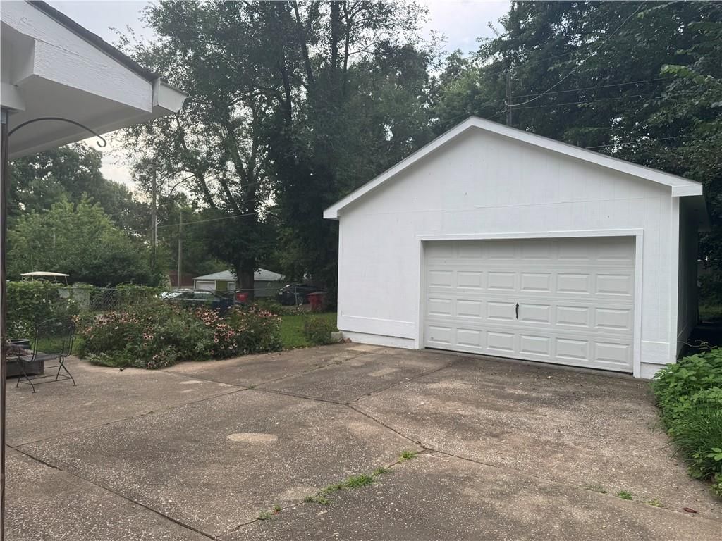 1811 South Street — photo 55