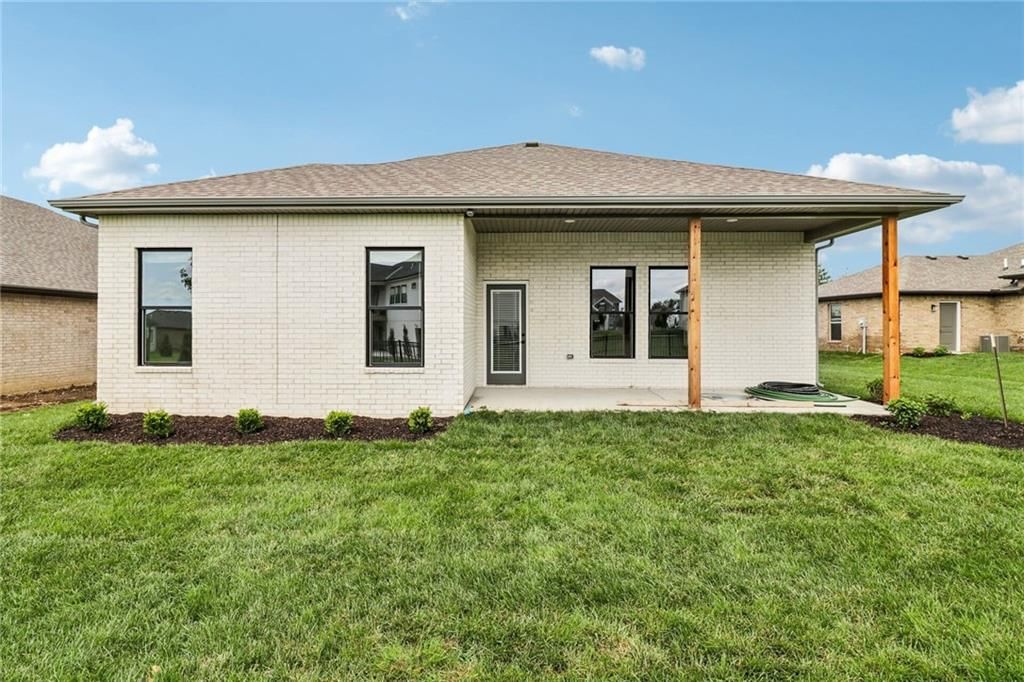 12909 Sewell Avenue — photo 3
