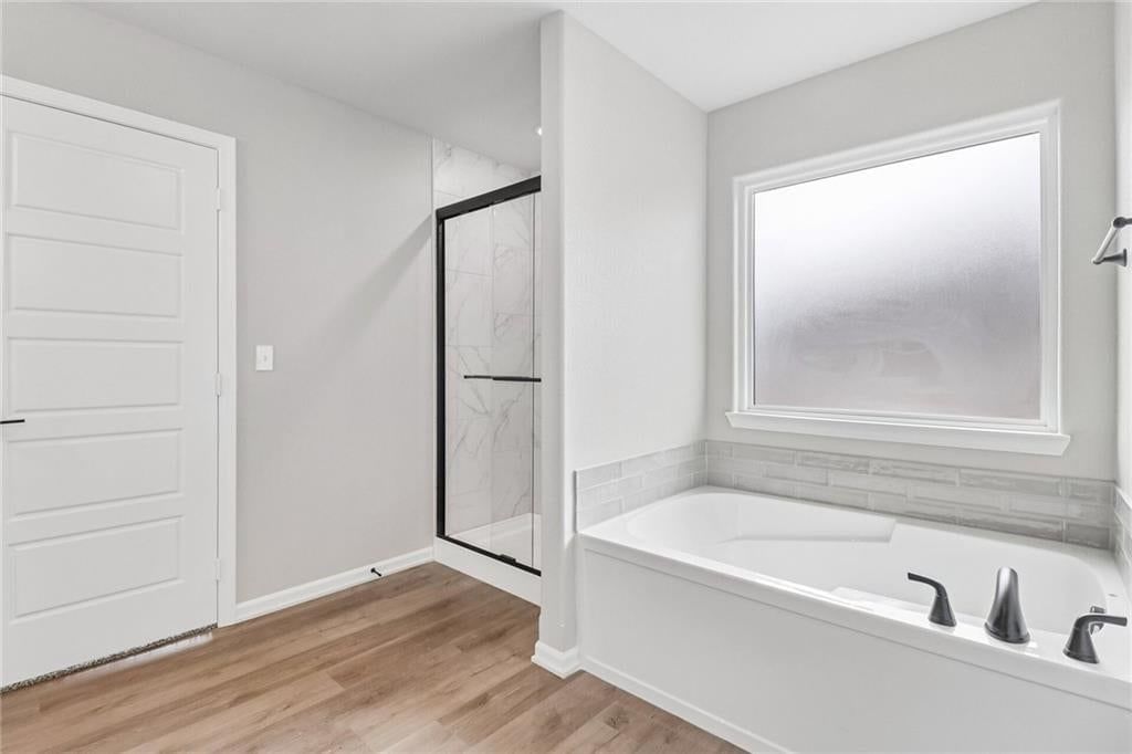 12909 Sewell Avenue — photo 18