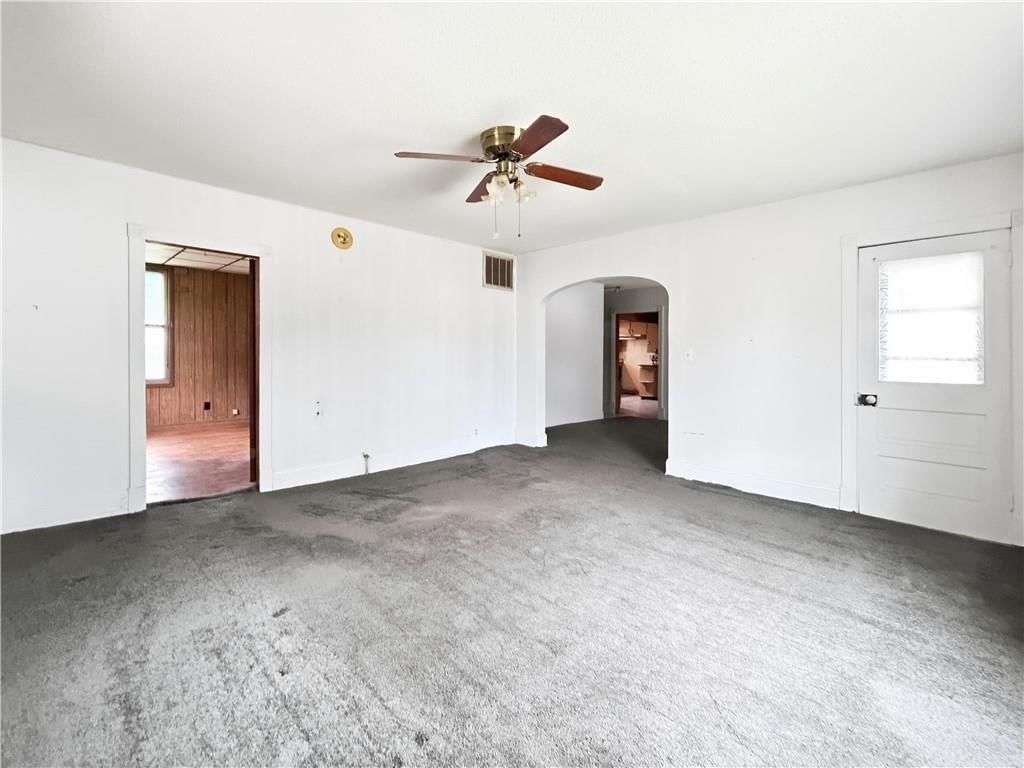 605 W Peoria Street — photo 20