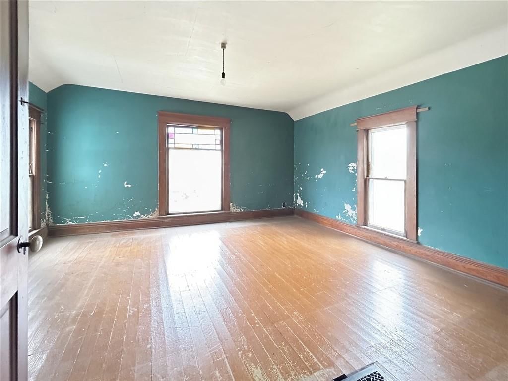 605 W Peoria Street — photo 23