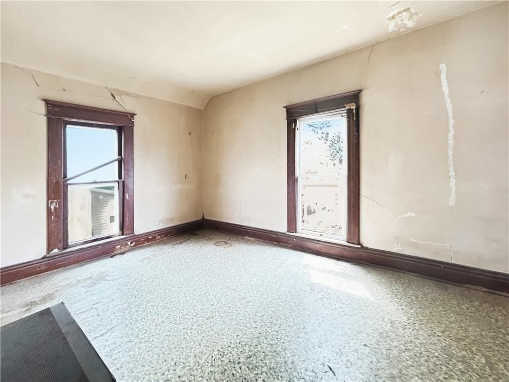 605 W Peoria Street — photo 28