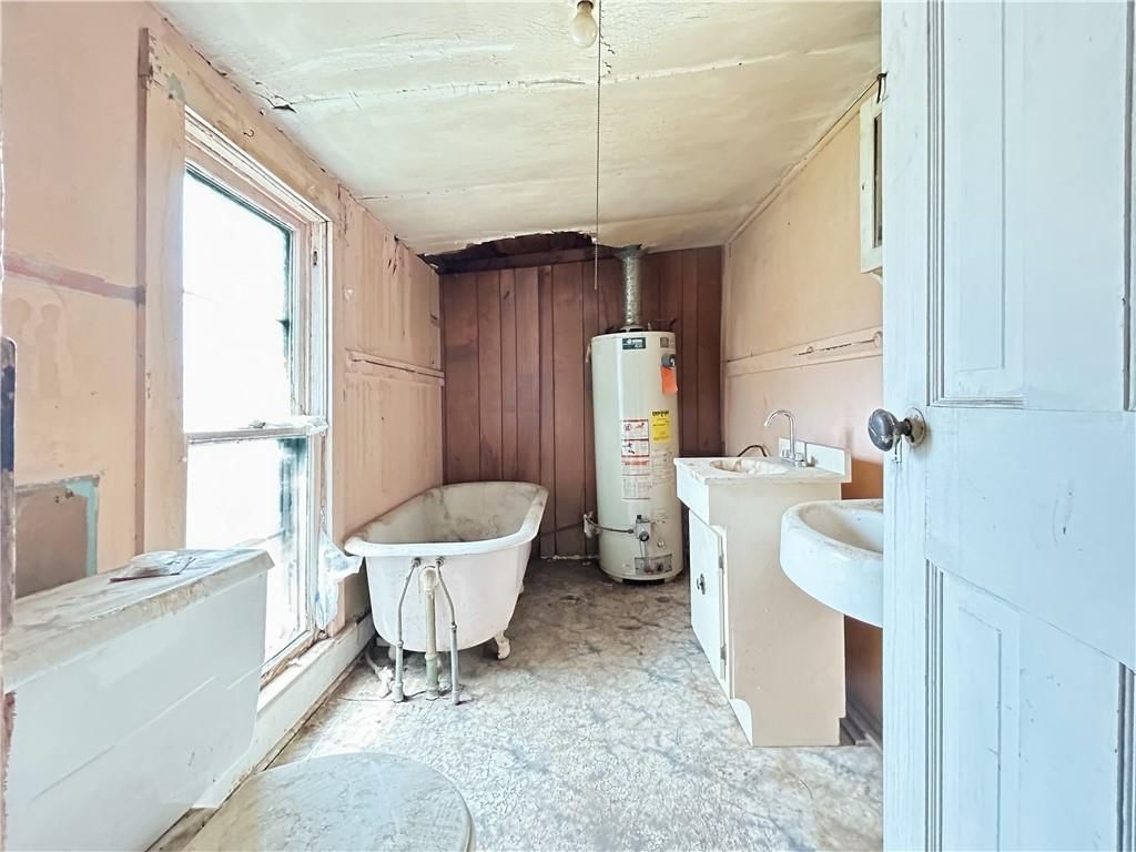 605 W Peoria Street — photo 29